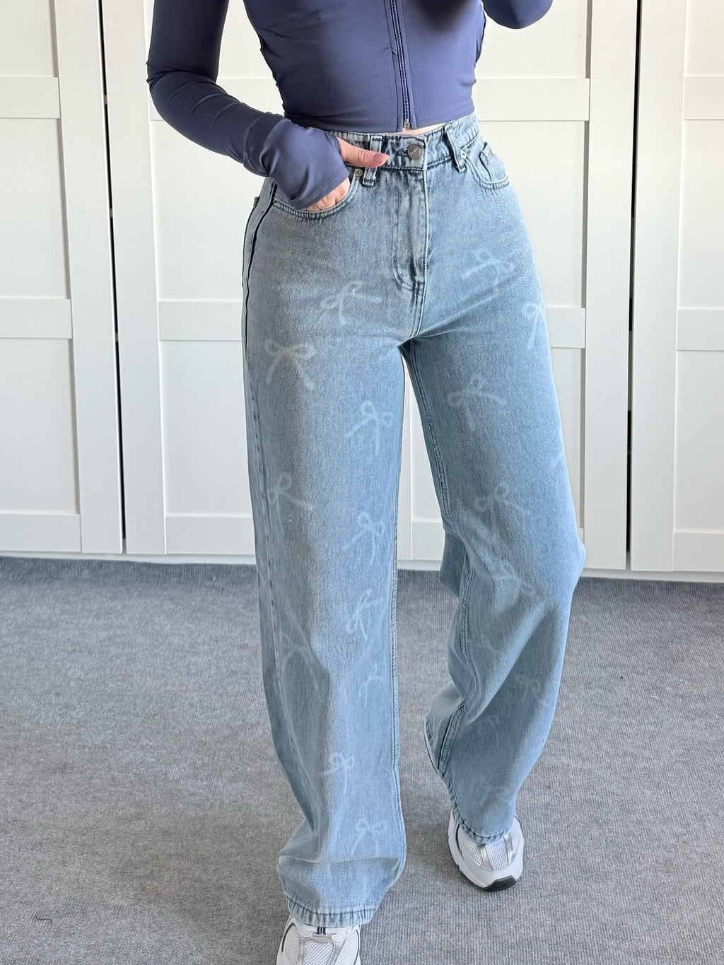 Bow Washed Jeans