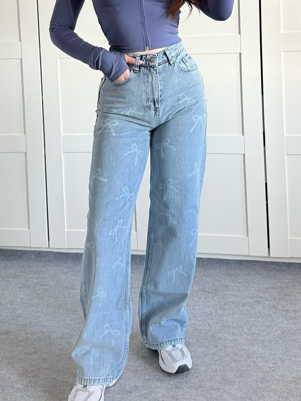 Bow Washed Jeans