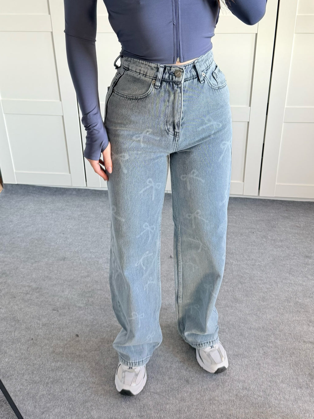 Bow Washed Jeans